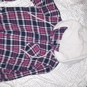 Long sleeve hooded flannel